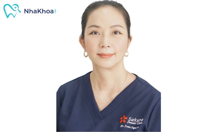 Đội ngũ y bác sĩ nha khoa có chuyên môn và kinh nghiệm Đội ngũ y bác sĩ nha khoa có chuyên môn và kinh nghiệm
