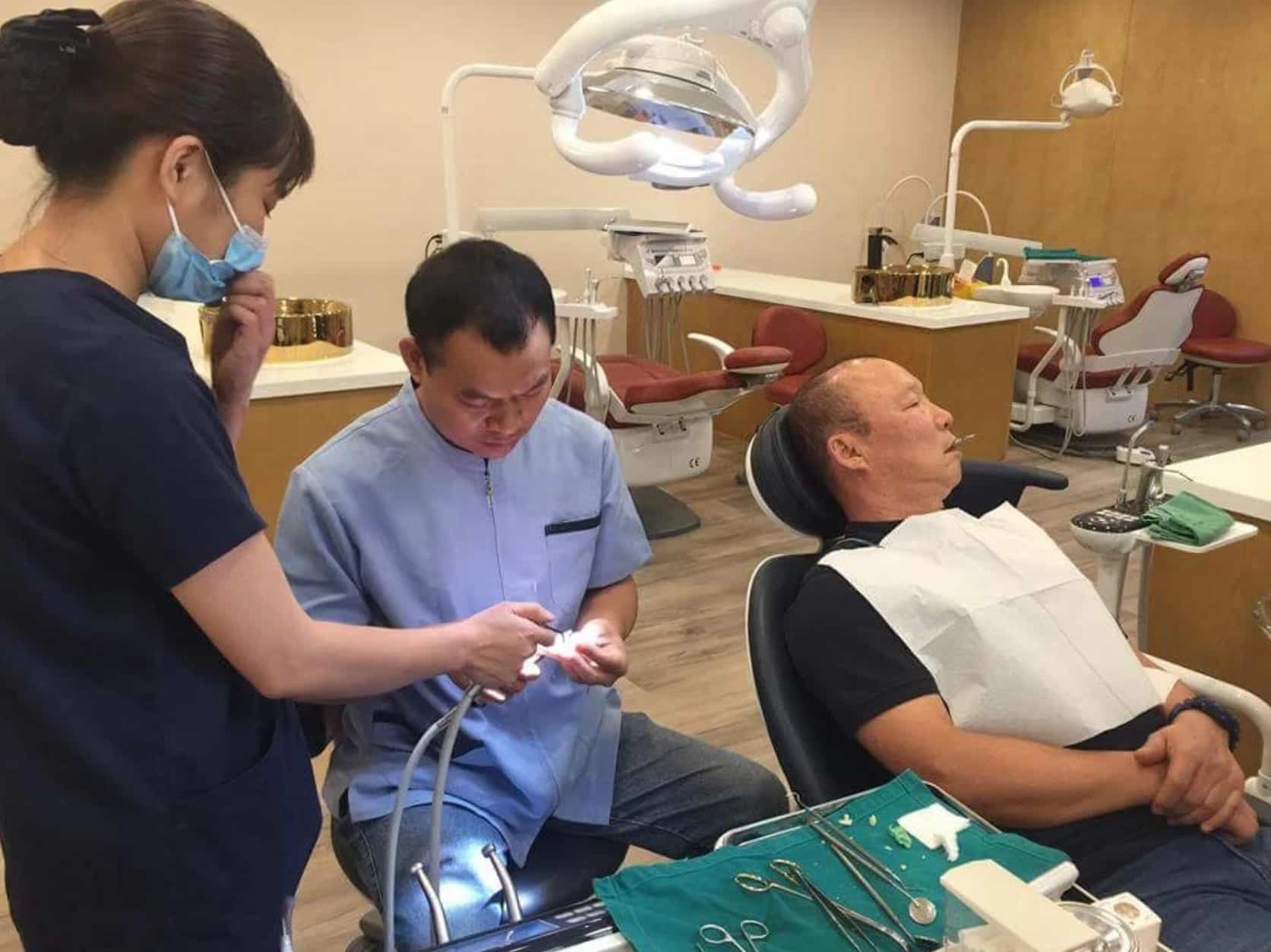 Nha Khoa Quốc Tế Việt Hàn là lựa chọn phù hợp cho các dịch vụ tổng quát và bệnh lý