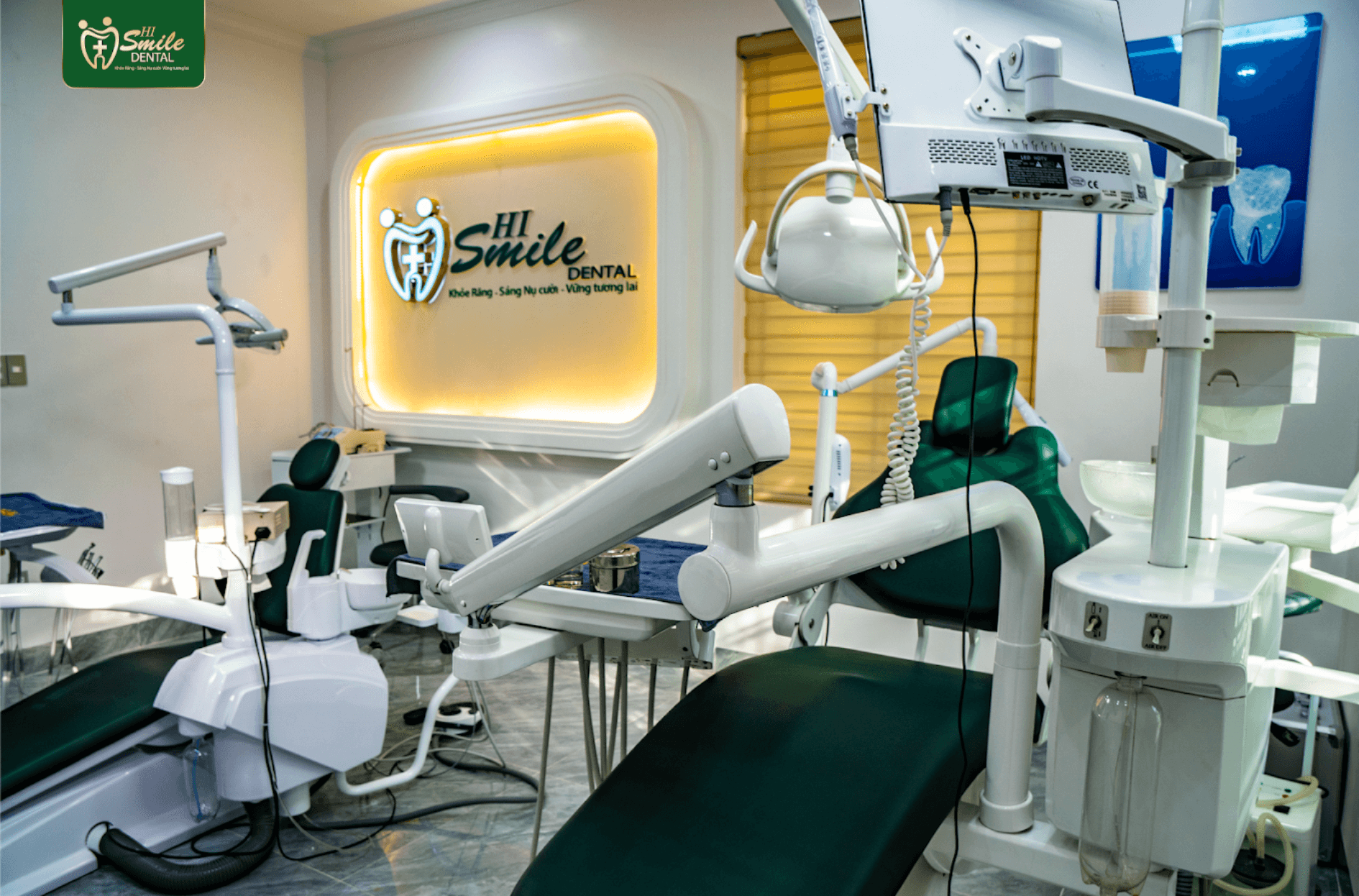 Hi Smile sở hữu công nghệ, thiết bị hiện đại nhập khẩu từ nước ngoài