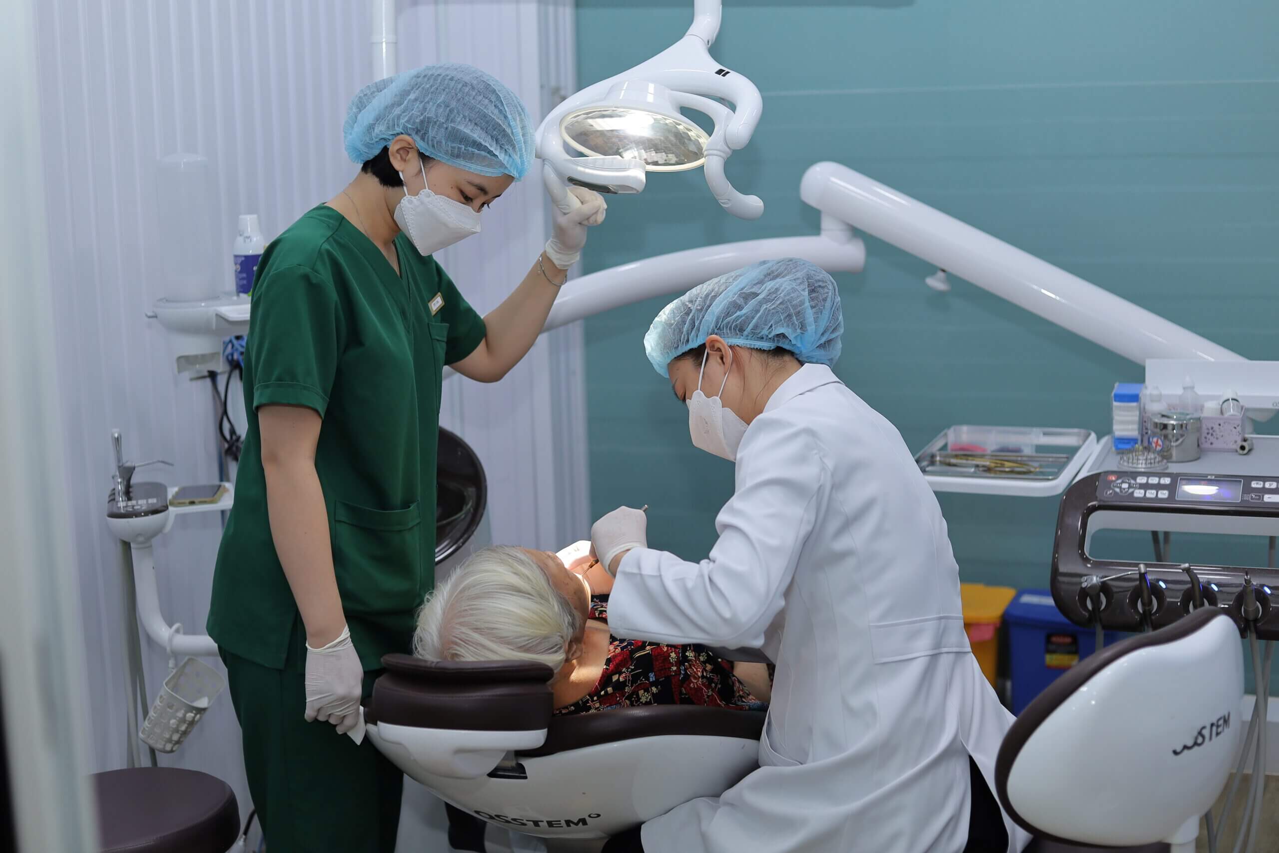 Đơn vị mang đến đa dạng dịch vụ khám chữa răng miệng đạt chuẩn