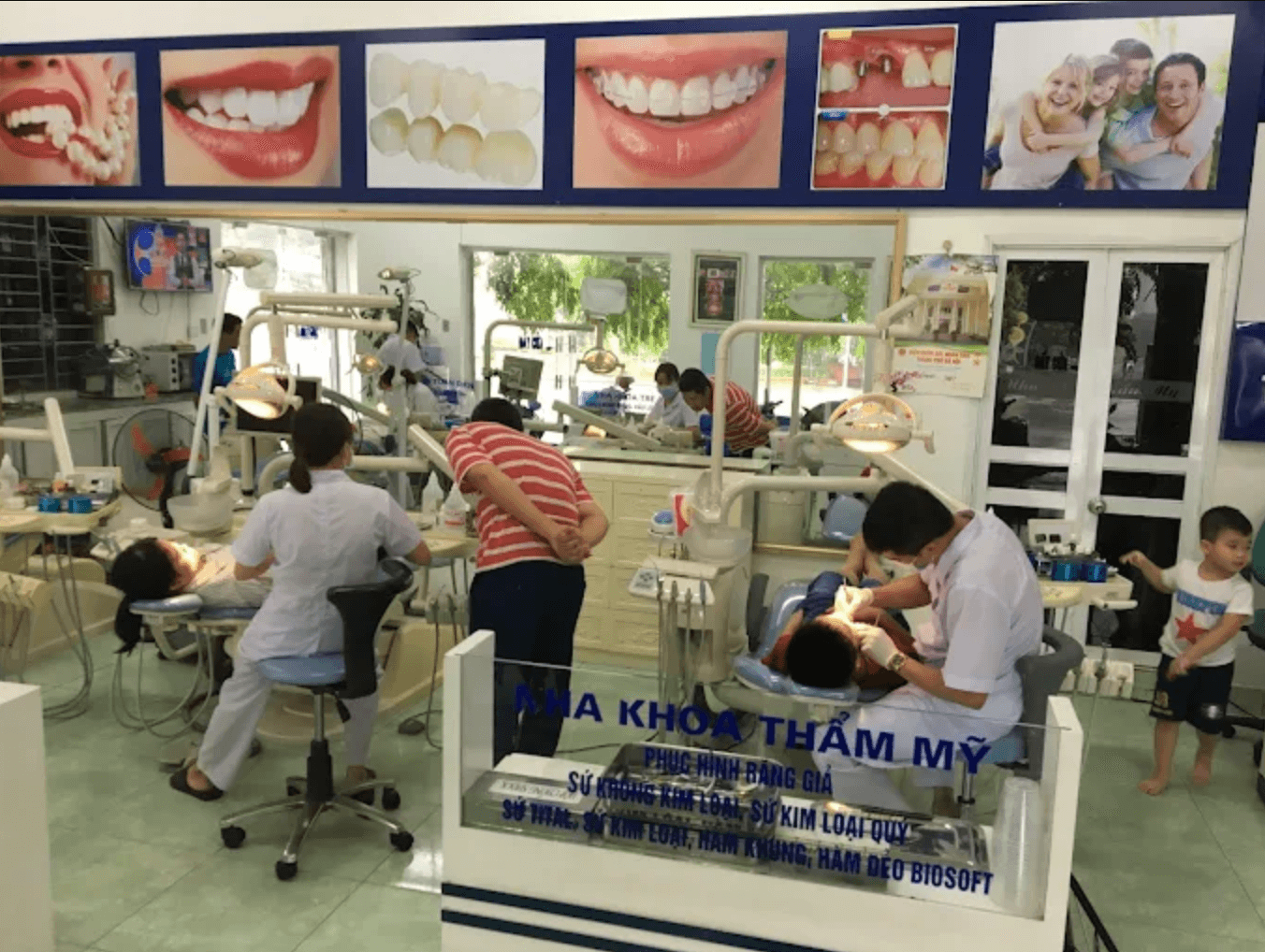 Thanh Phong đặc biệt nổi bật trong lĩnh vực thẩm mỹ răng