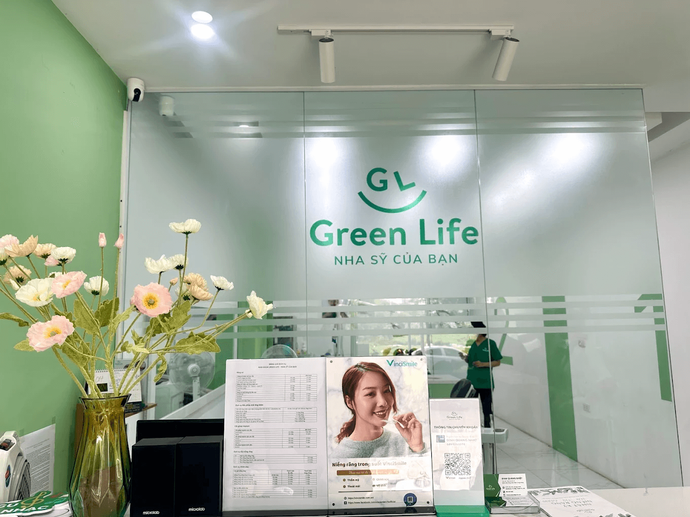 Thái độ phục vụ của bác sĩ và nhân viên Green Life luôn được đặt lên hàng đầu